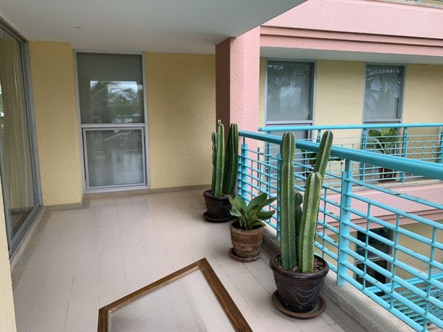 place photo 32