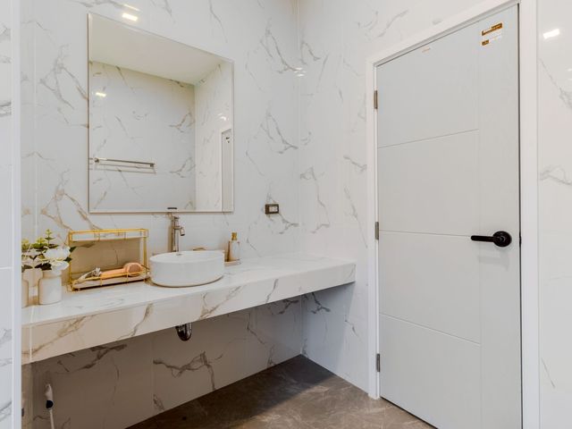 place photo 57