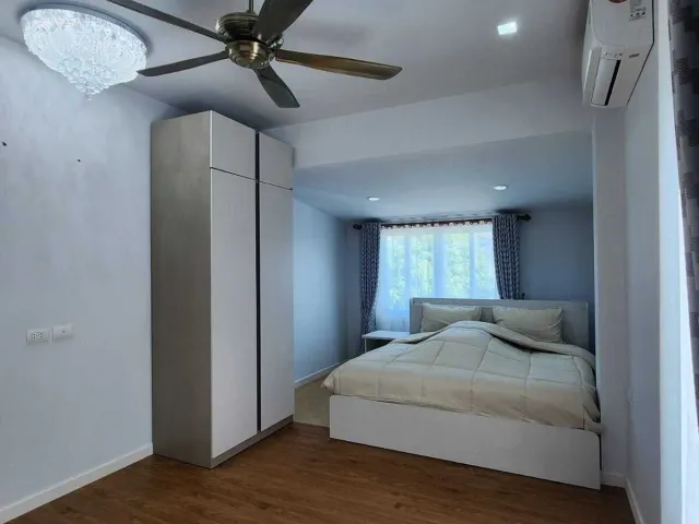 place photo 49