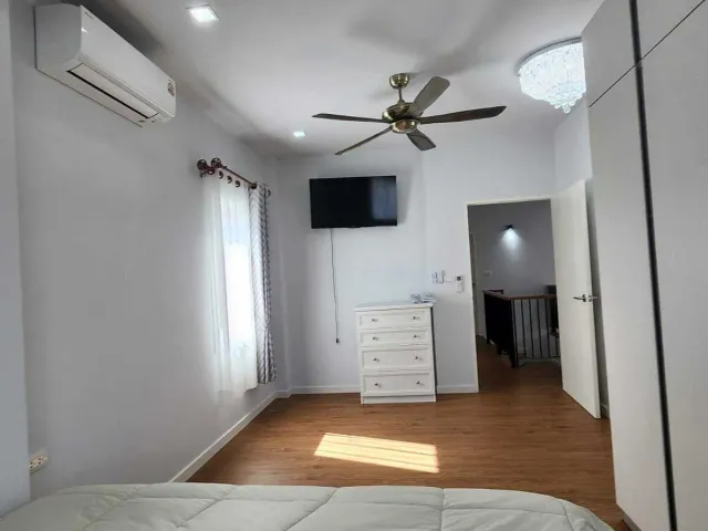 place photo 51