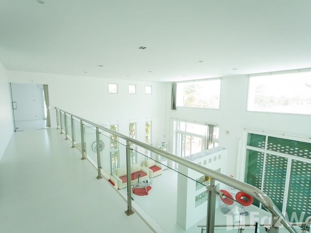 place photo 69