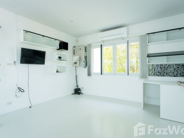 place photo 58