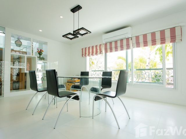 place photo 92