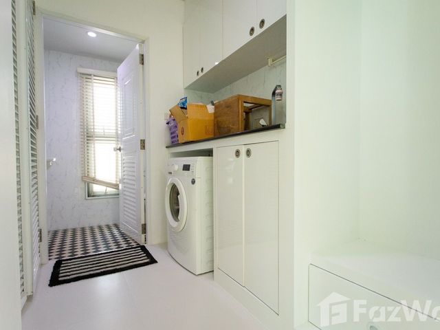 place photo 105
