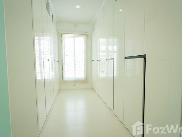 place photo 48