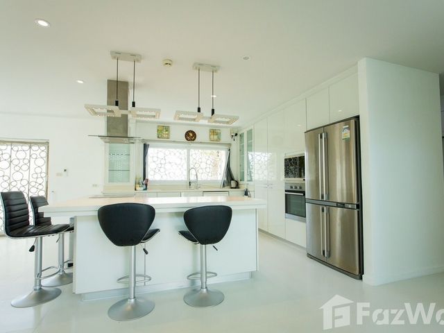 place photo 97