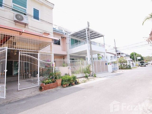 place photo 34