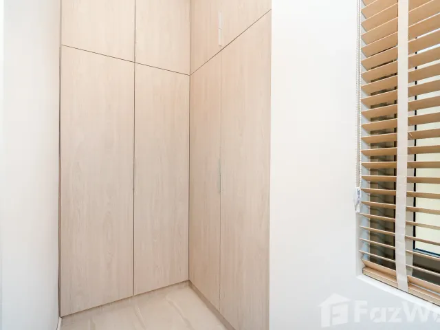place photo 116