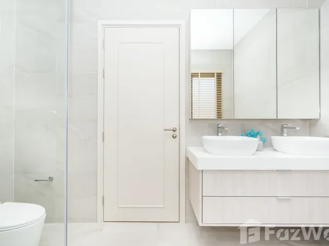 place photo 97