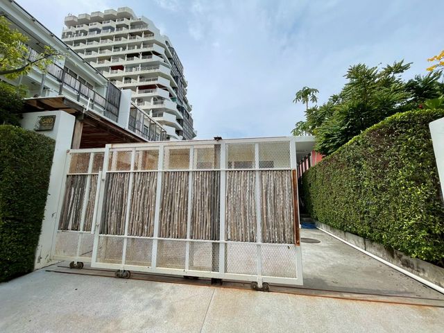 place photo 25