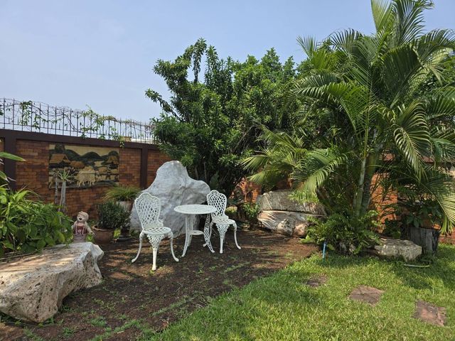 place photo 30