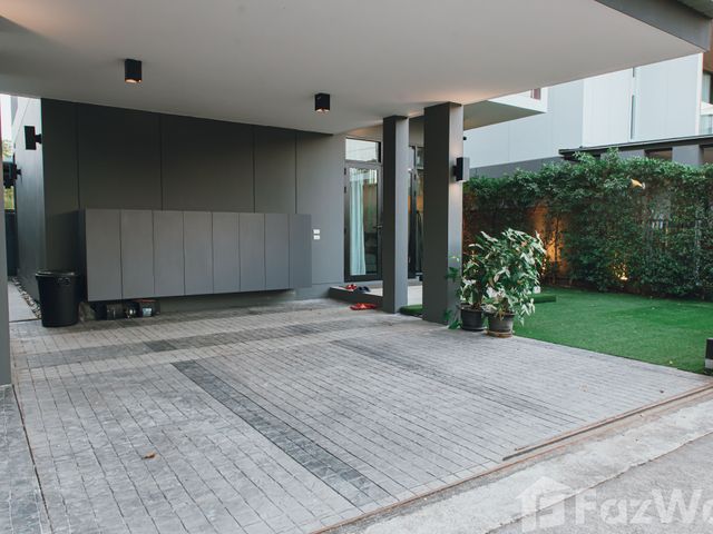place photo 37