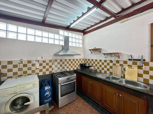 place photo 49