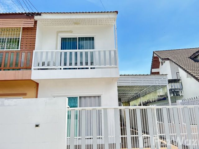 place photo 32