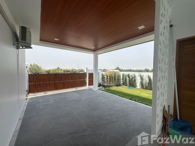 place photo 37