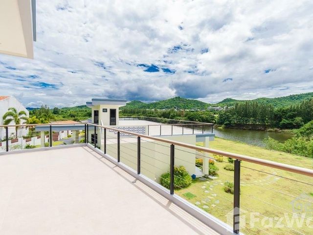 place photo 25