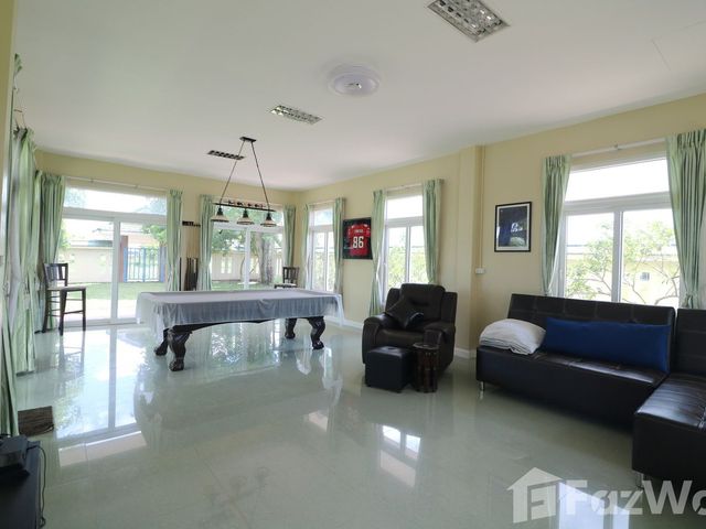 place photo 48