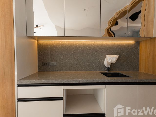 place photo 61