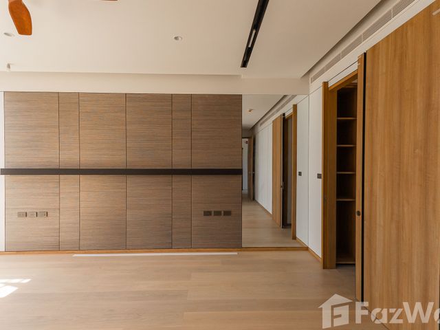 place photo 48