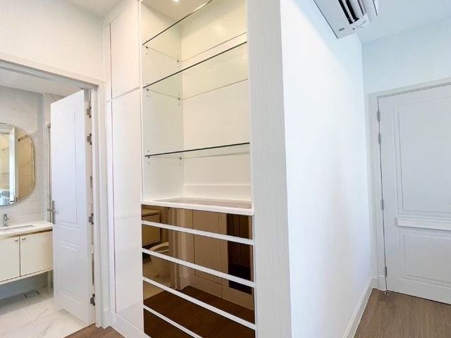 place photo 66