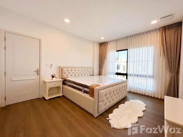place photo 69