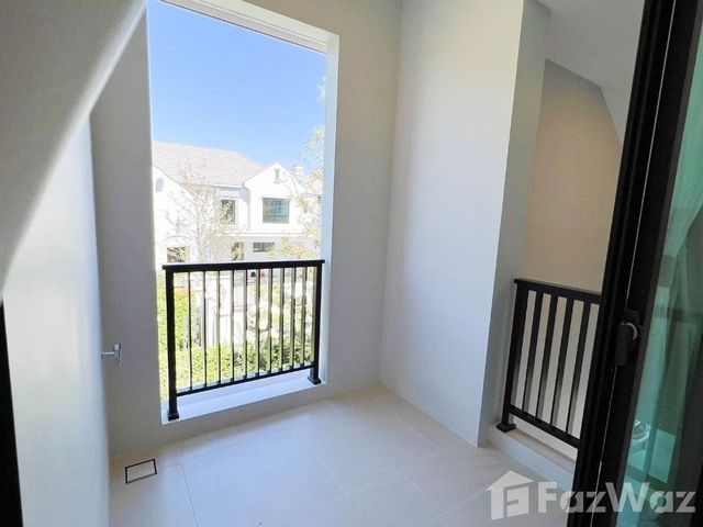 place photo 55