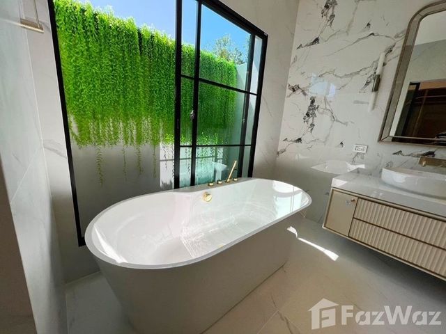 place photo 52