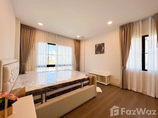 place photo 62