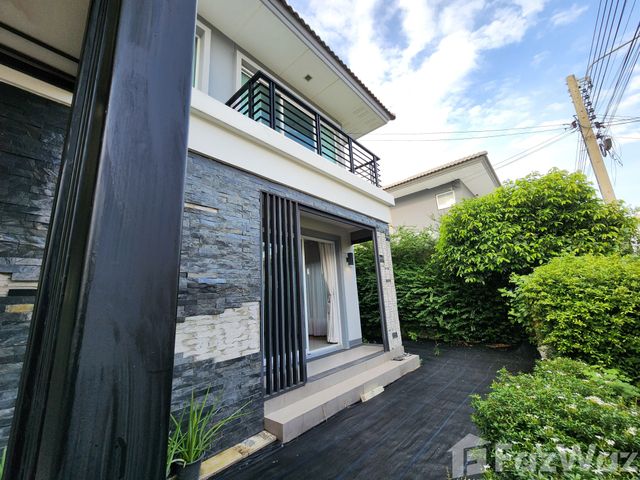 place photo 63
