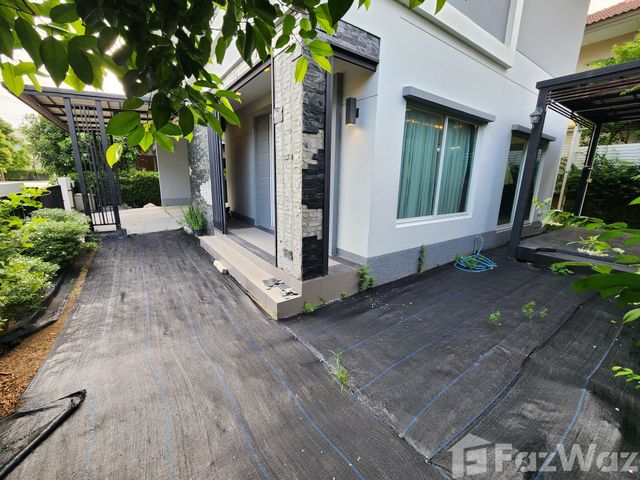 place photo 58