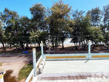 place photo 48