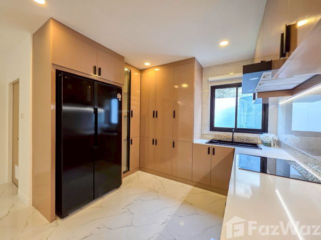 place photo 61