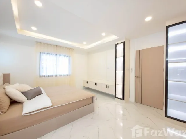 place photo 45