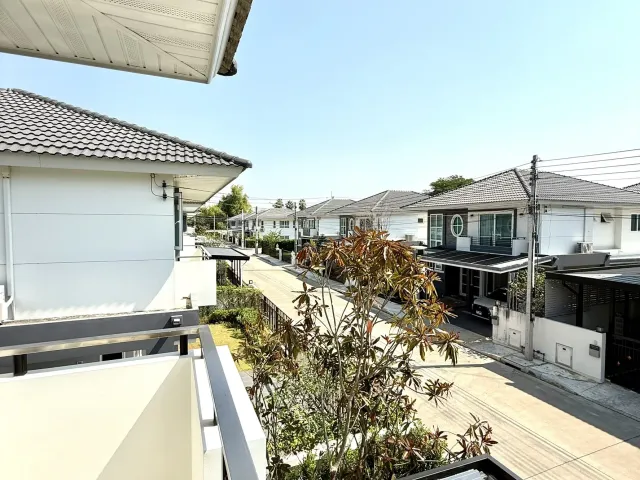 place photo 71