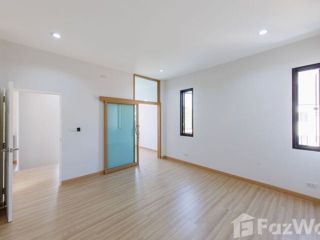 place photo 49