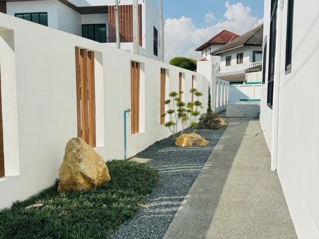 place photo 62