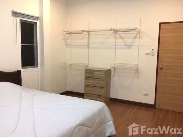 place photo 65