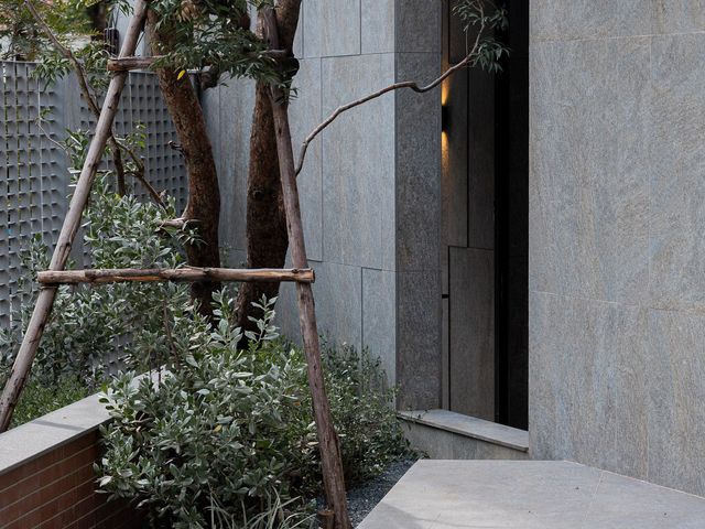 place photo 184