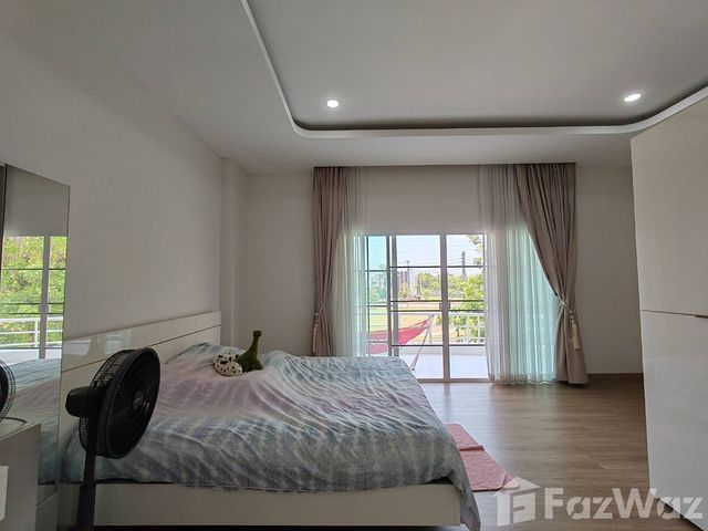 place photo 60