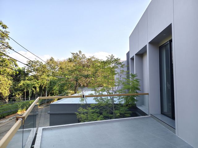 place photo 63