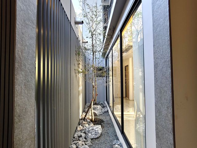 place photo 56