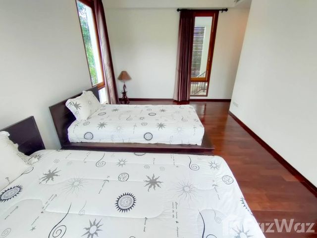 place photo 48