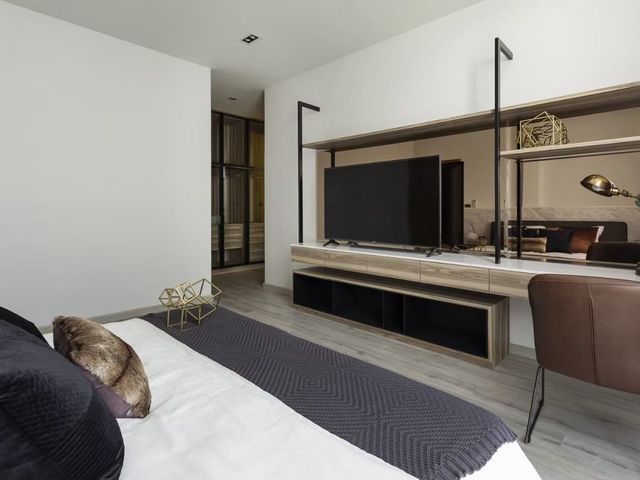 place photo 37
