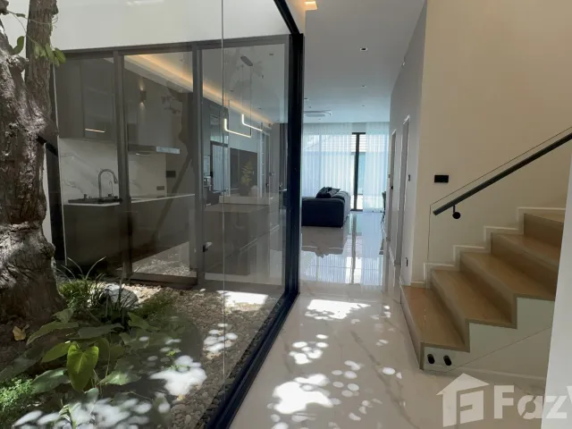 place photo 45