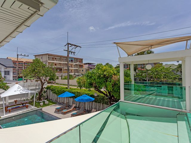 place photo 60