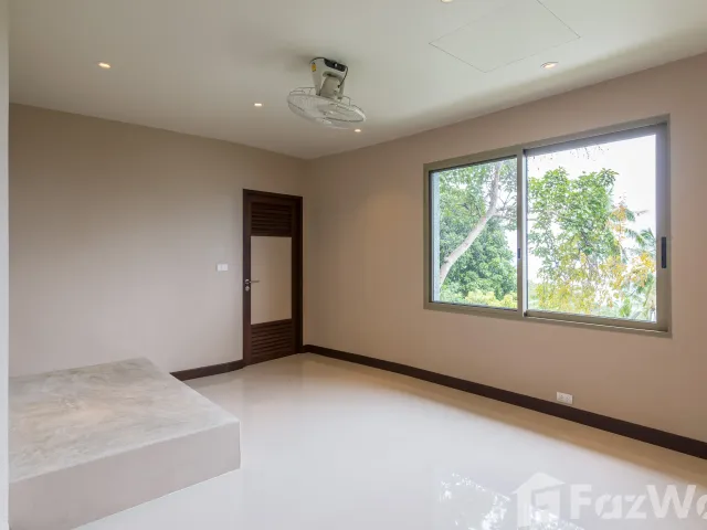 place photo 50