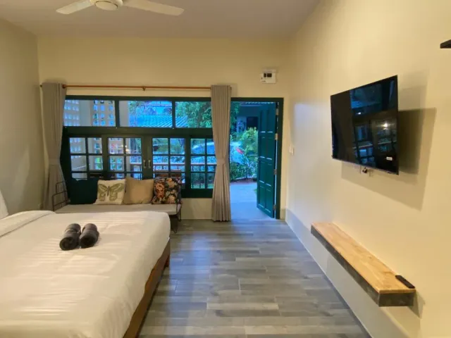 place photo 12