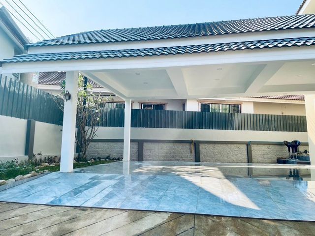 place photo 66