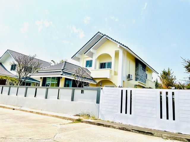 place photo 60