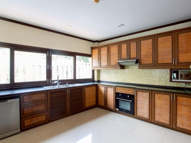 place photo 55